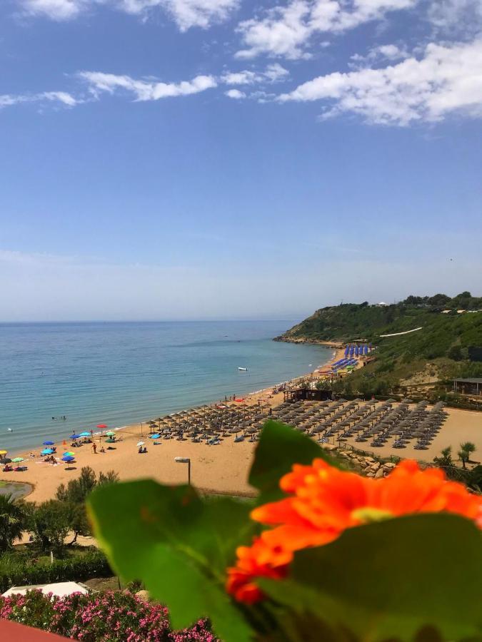 Appartamenti E Stanze Onde Blu Le Castella  Esterno foto